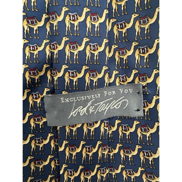 LORD & TAYLOR Vintage Silk Camel Tie - Picture 4 of 5